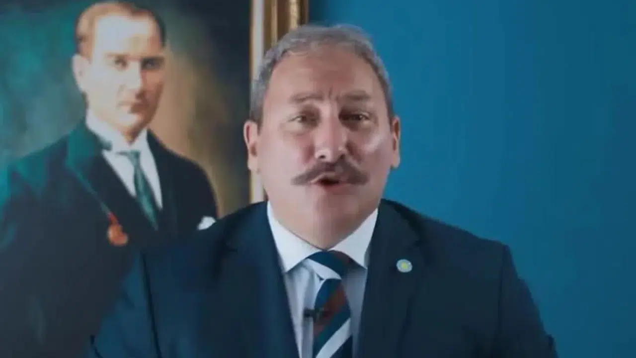 Mehmet Tolga Akalın hayatı (kariyeri), hangi partili, aslen nereli, kaç yaşında?