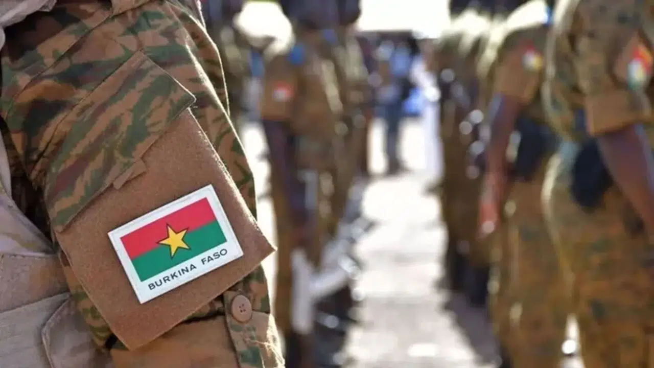 Burkina Faso Devlet Başkanı Ibrahim Traore Kaç Yaşında, Nasıl İktidara Geldi ve Fransa Karşıtı Politikaları Neler?