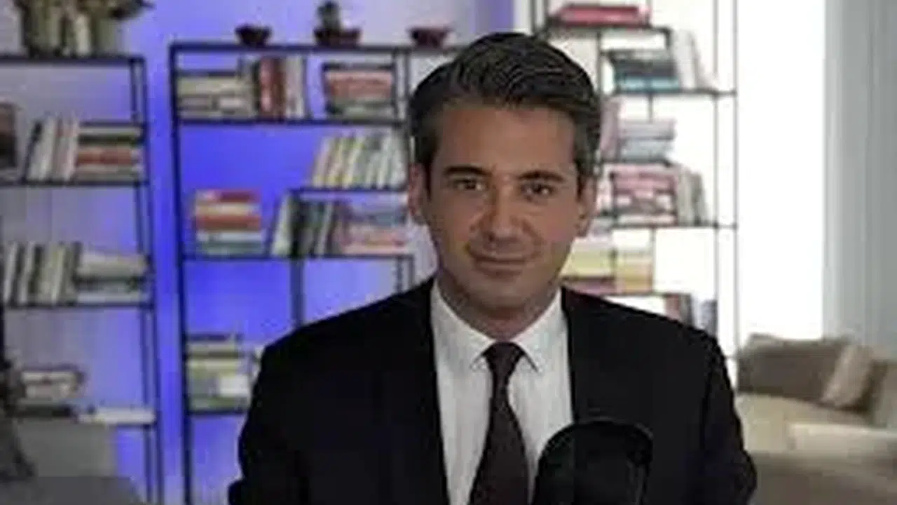 Deniz Uras kim, aslen nereli, yaşı kaç, mesleği, ne iş yapıyor, aylık kazancı ne kadar?