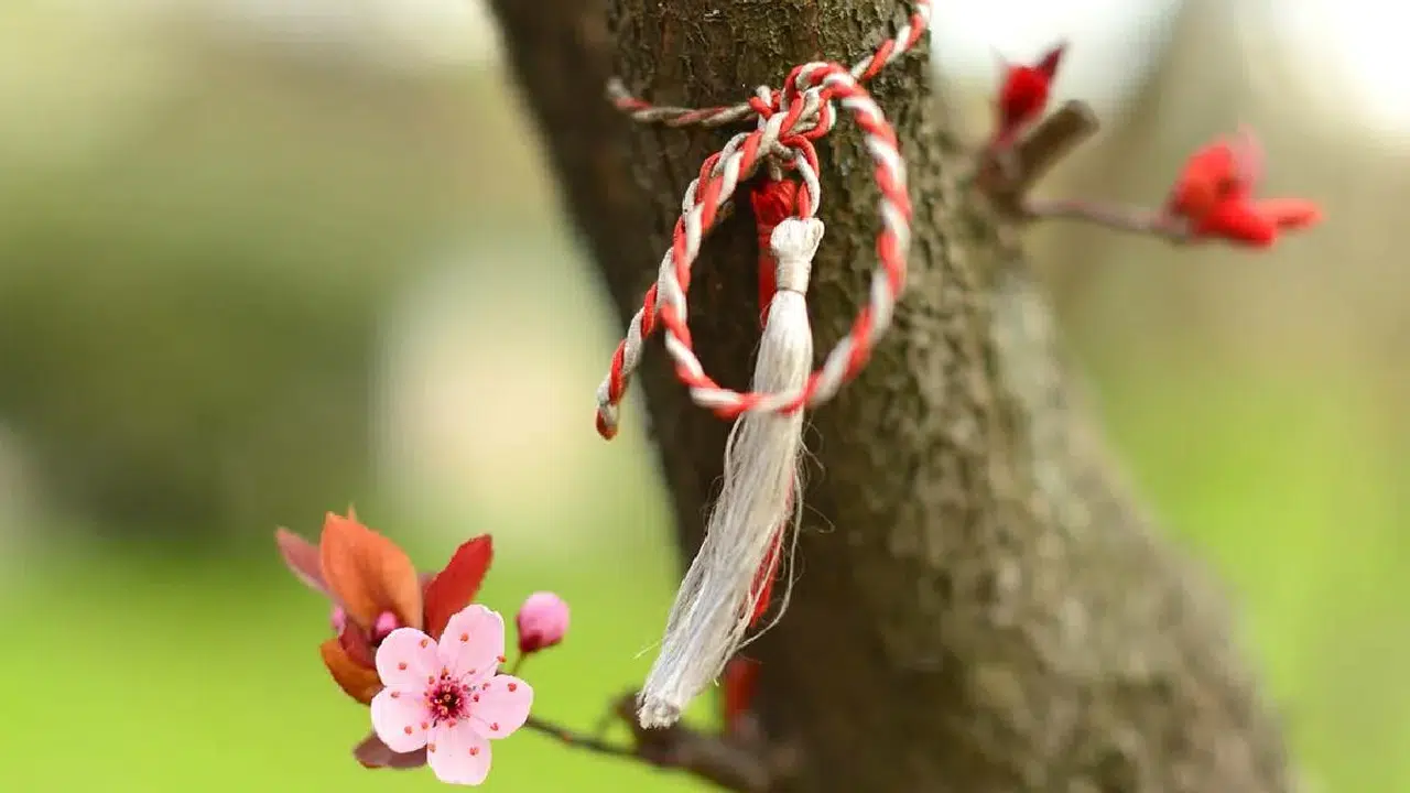 Marteniçka hangi ülkeye ait, 2026'da ne zaman takılır, hangi bileğe bağlanır, ne zaman çıkarılır?