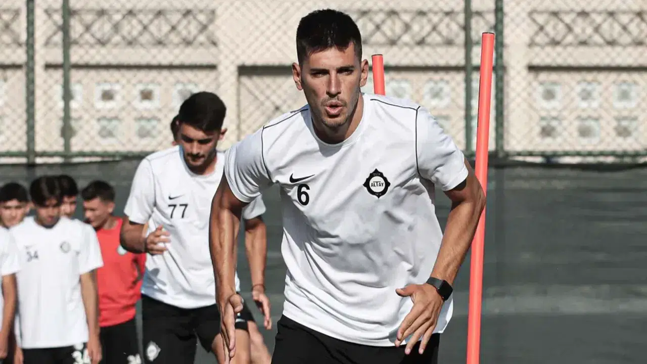 Ceyhun Gülselam hayatı, kariyerine nerede devam ediyor, Altay neden 3. Lig’e düştü, Trabzonspor performansı nasıldı?