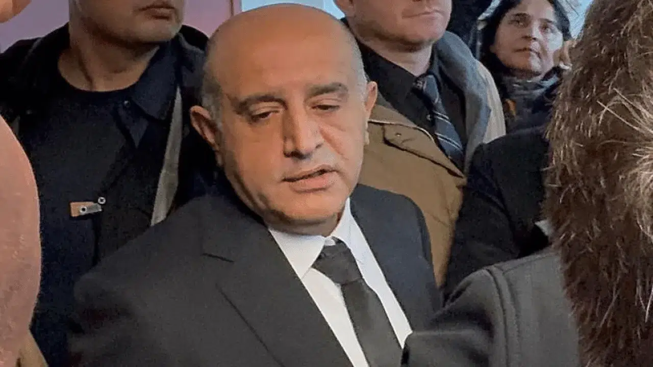 Aziz İhsan Aktaş davası nedir, hangi belediyeler soruşturmada, ara kararda tahliye çıkar mı?