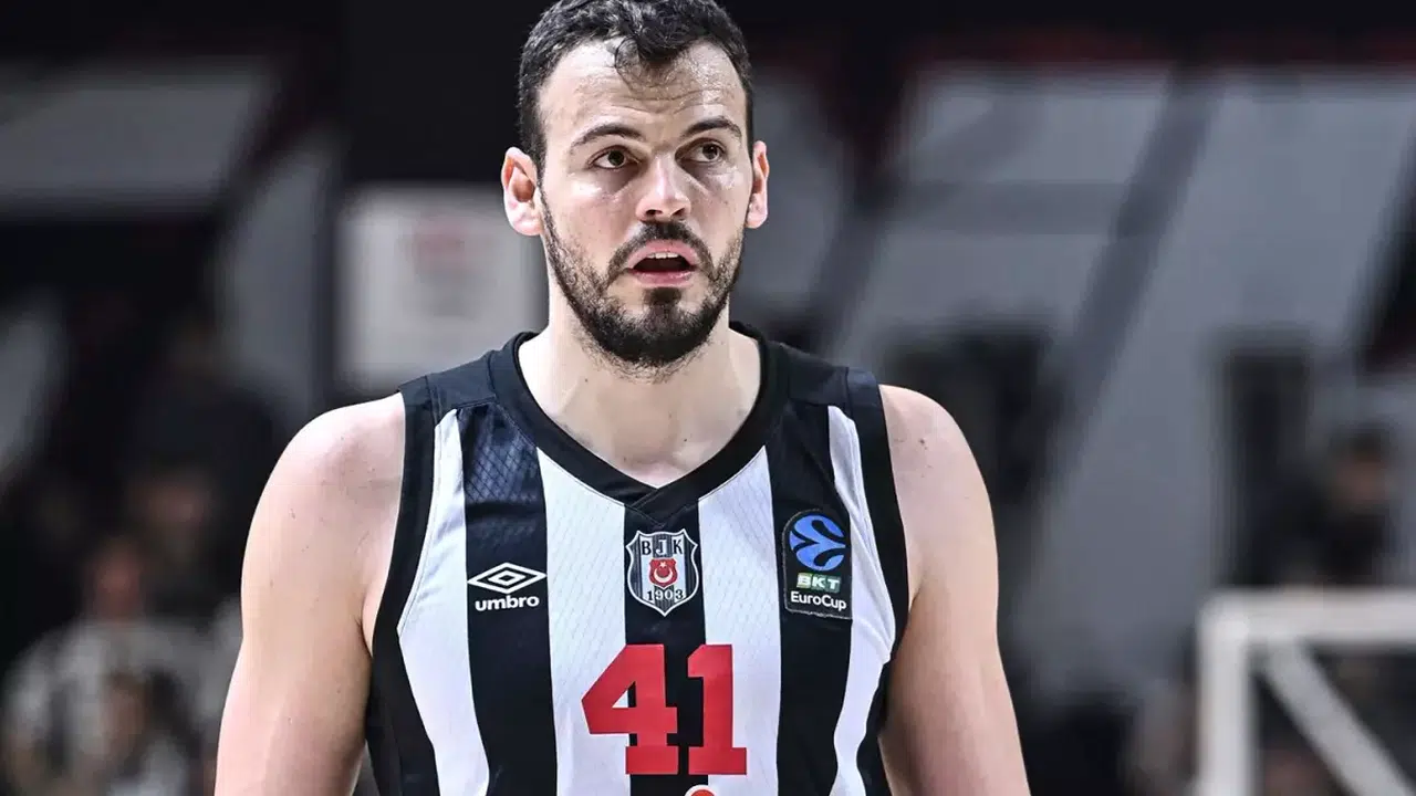 Beşiktaşlı Ante Zizic kimdir, Türk Telekom maçında ne oldu? Kafasına kaç dikiş atıldı, panyayı mı kırdı?