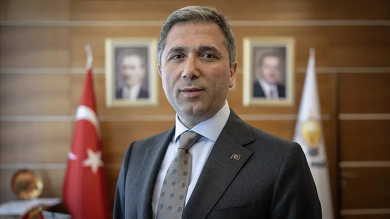 Zafer Sırakaya kaç yaşında, nereli, mesleği ne, ne iş yapıyor, evli mi, çocuğu var mı?