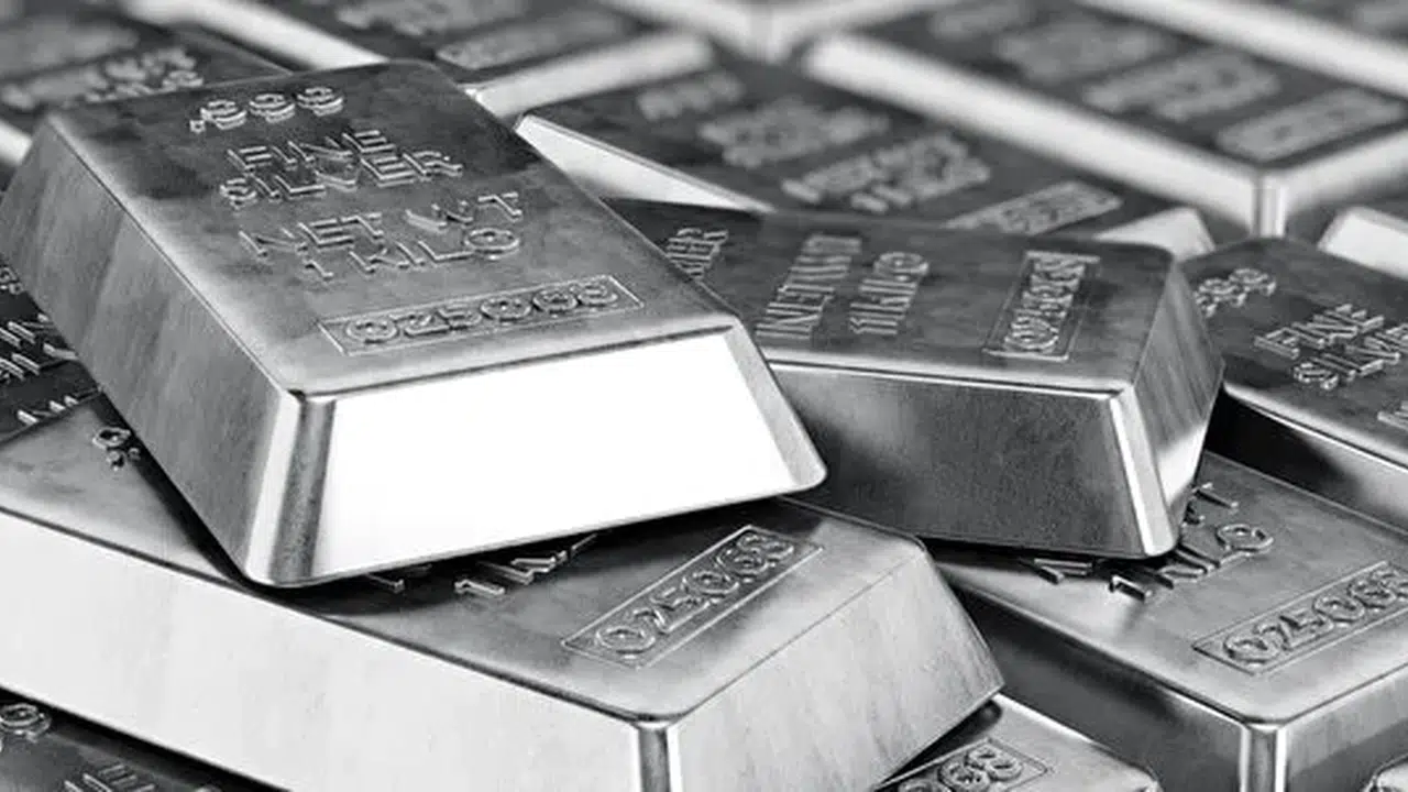 Gümüş yükseliyor! Banka tahminlerini radikal şekilde revize etti