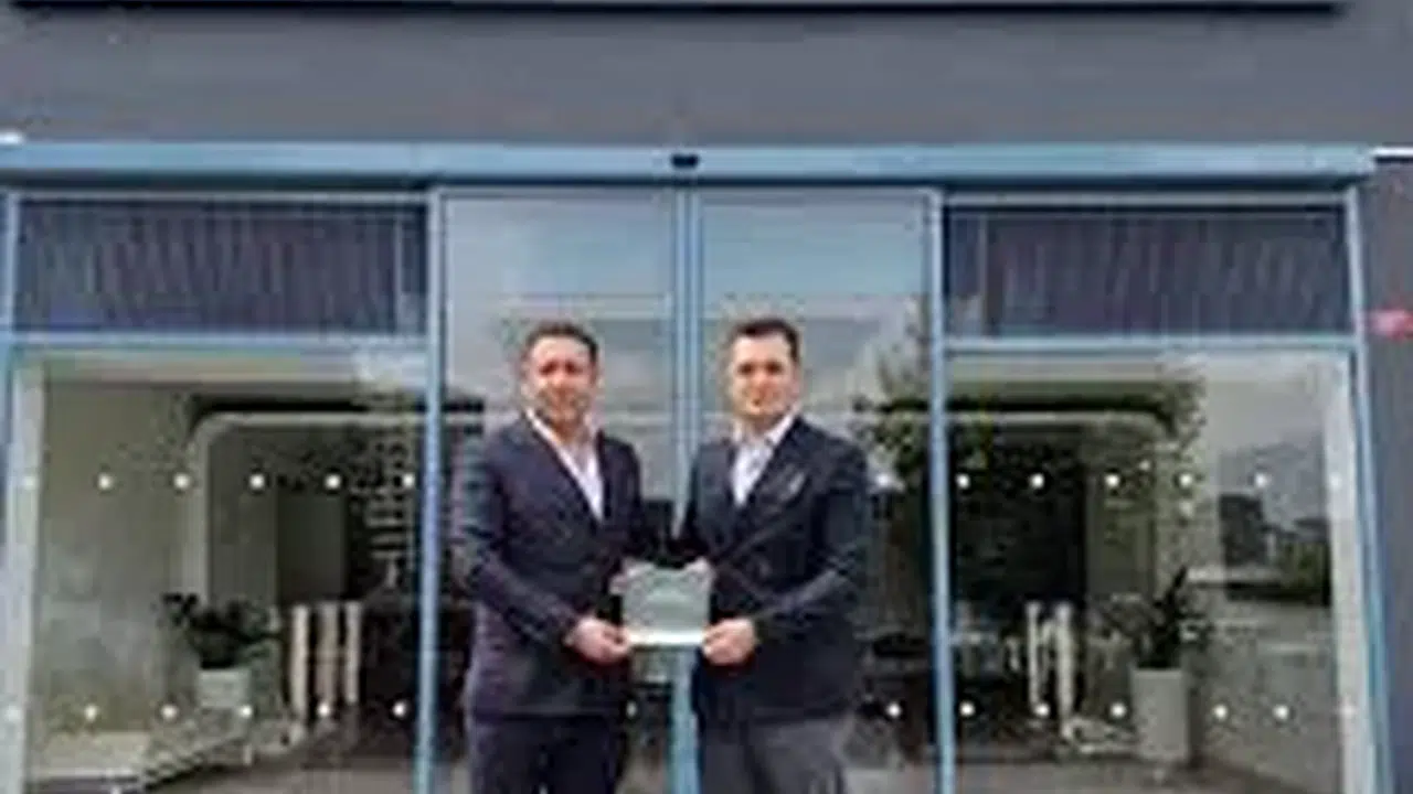 Tamer Oskay Biyografisi (kimdir)? Ekol TV Genel Yayın Yönetmeni’nin hayatı ve kariyeri nasıl şekillendi?