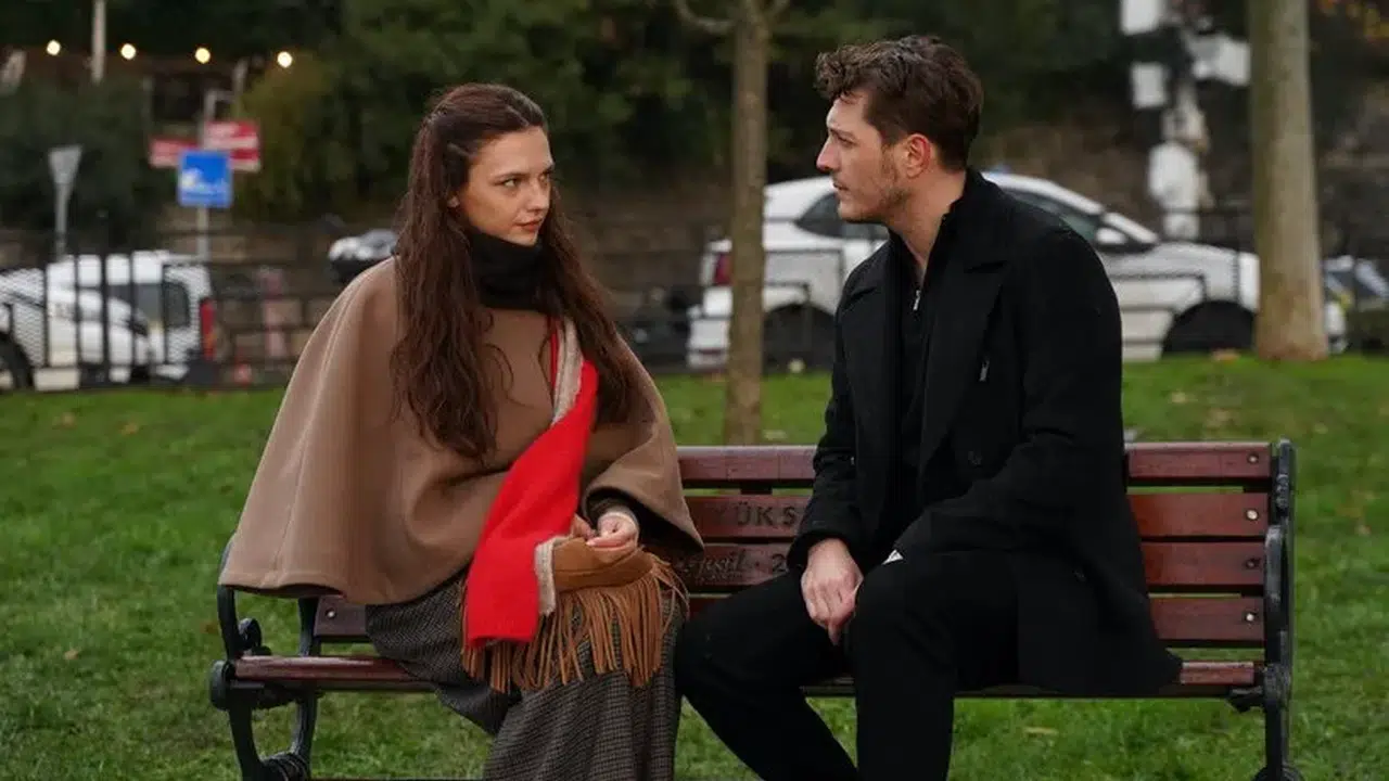 Aynı Yağmur Altında dizisi hangi gün ve saat kaçta yayınlanıyor?