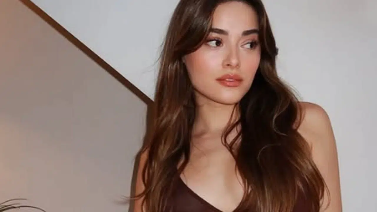 Netflix İstanbul Hatırası Zeynep kim, gerçek adı ne? Ali Komiser’in Partneri Belli Oldu