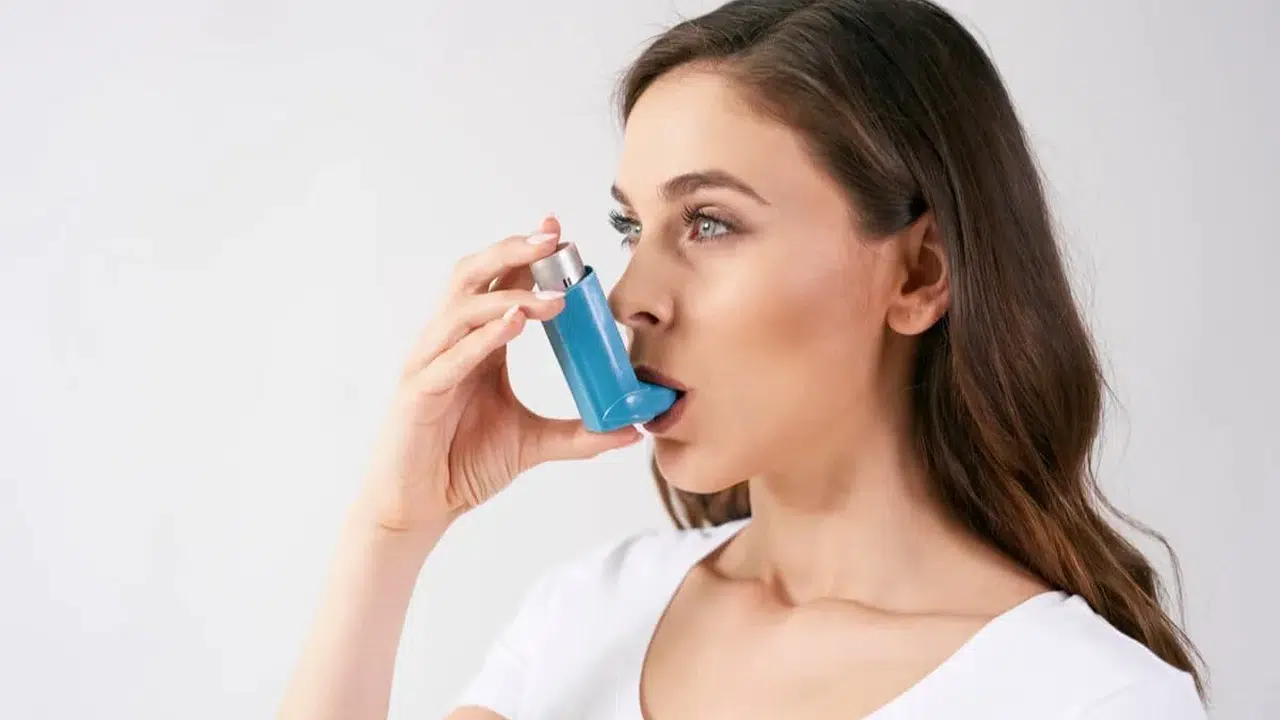 Astım spreyi orucu etkiler mi, ilaçlı sprey mideye gider mi, bozulur mu?
