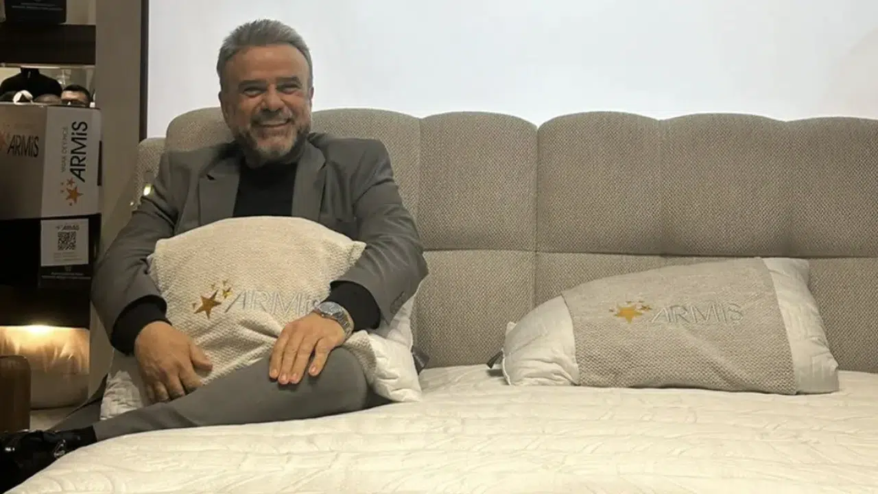 Bülent Serttaş, yeni sezonda da reklam yüzü oldu