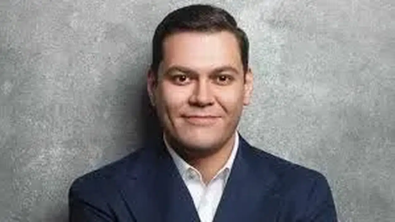 Oğuz Alper Öktem’in serveti ne kadar, Martı’nın kurucusu Oğuz Alper Öktem kimdir, Martı nedir?