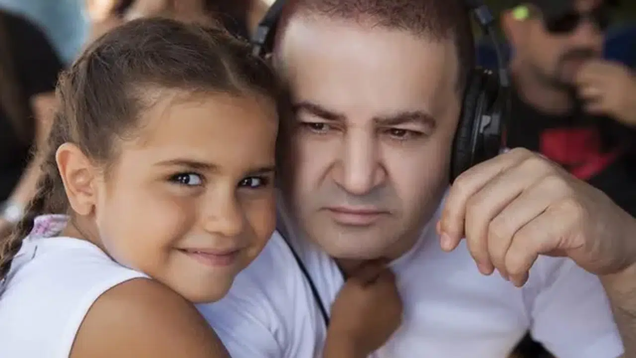 Şafak Sezer'in çocuğu var mı, kızı kaç yaşında Nereli? Kariyeri, Filmografi, Hapis Cezası ve Gezi Parkı Protestoları Neler?