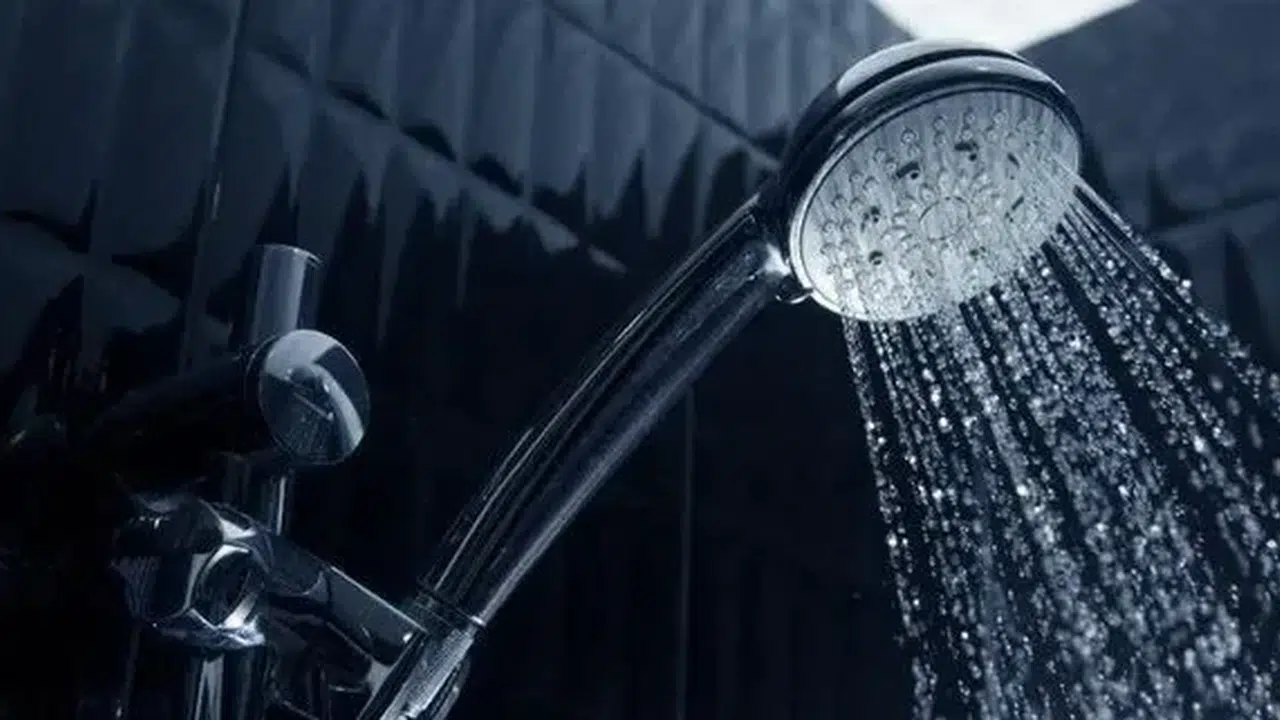 Oruçluyken banyo yapılır mı, orucu bozar mı, ağızdan su kaçarsa ne olur?