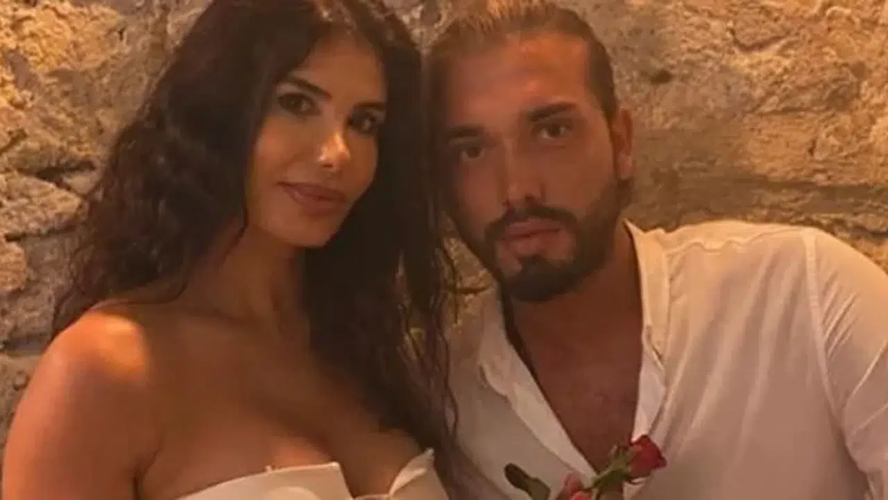 Şarkıcı Hatice’nin sevgilisi kim, Ali Kemal Sarı ile evliler mi, nişanlılar mı, kaç yaşında, ne iş yapıyor?