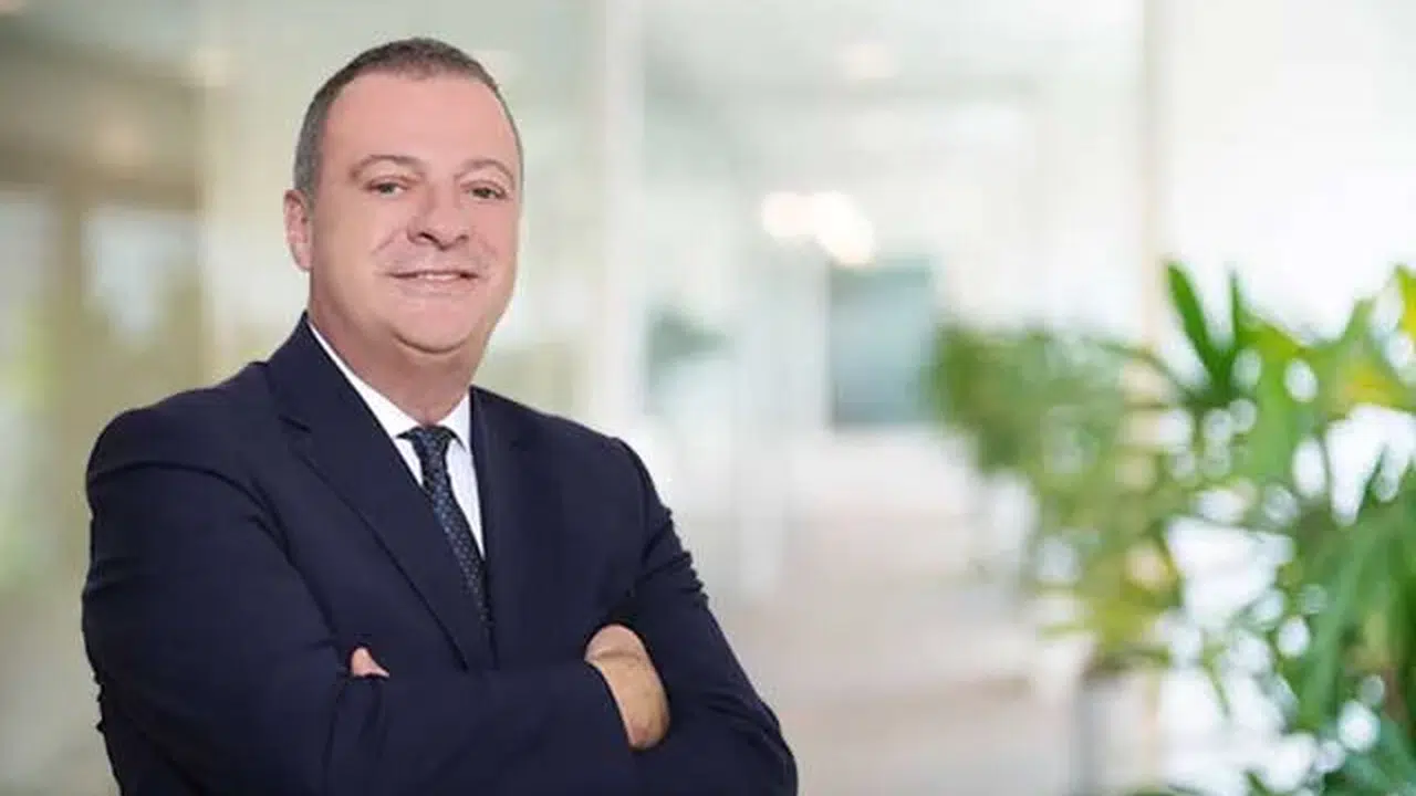 Türkiye’nin AVM ve ticari gayrimenkul devi Avi Alkaş müslüman mı, evli mi, nasıl zengin oldu?