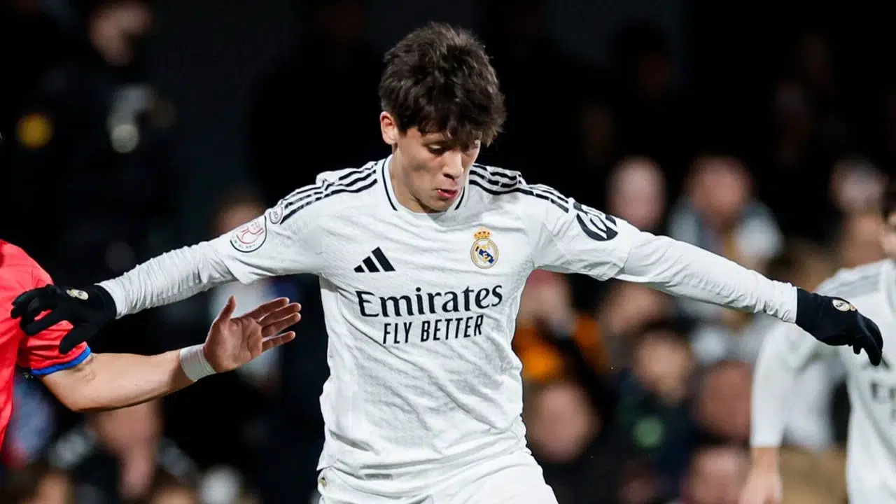 Arda Güler golü neden iptal oldu, Real Madrid Benfica maçı pozisyonunda hakem kararı ne?