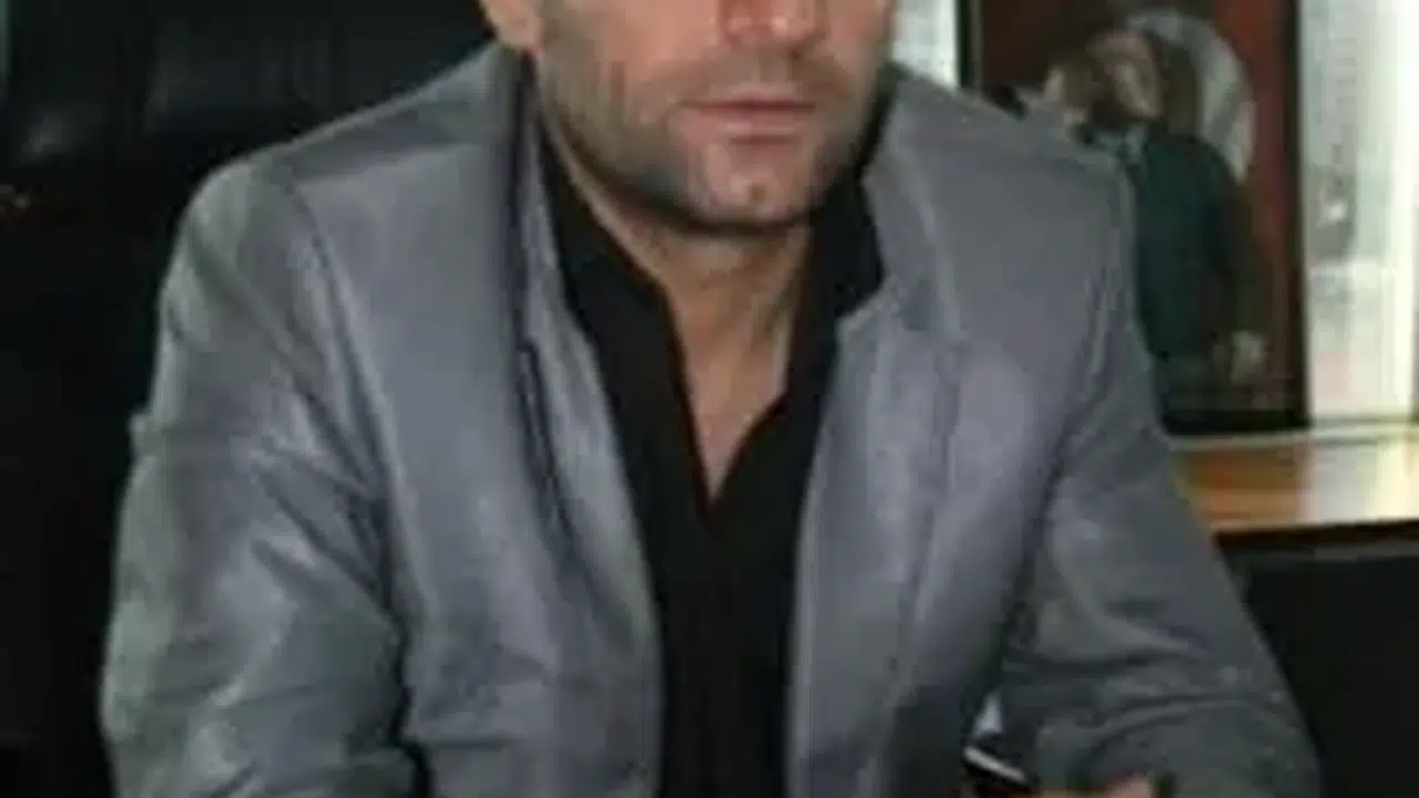 Fevzi İlhanlı HAYATI (kimdir), kaç yaşında, memleketi neresi, spor yatırımları neler?