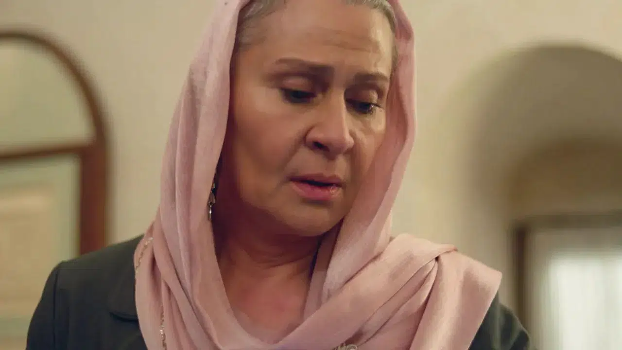 Uzak Şehir Sadakat Albora kim, gerçek adı ne, Gonca Cilasun kaç yaşında, nereli, boyu kaç, hangi TV dizileri ve kariyeriyle tanınıyor?