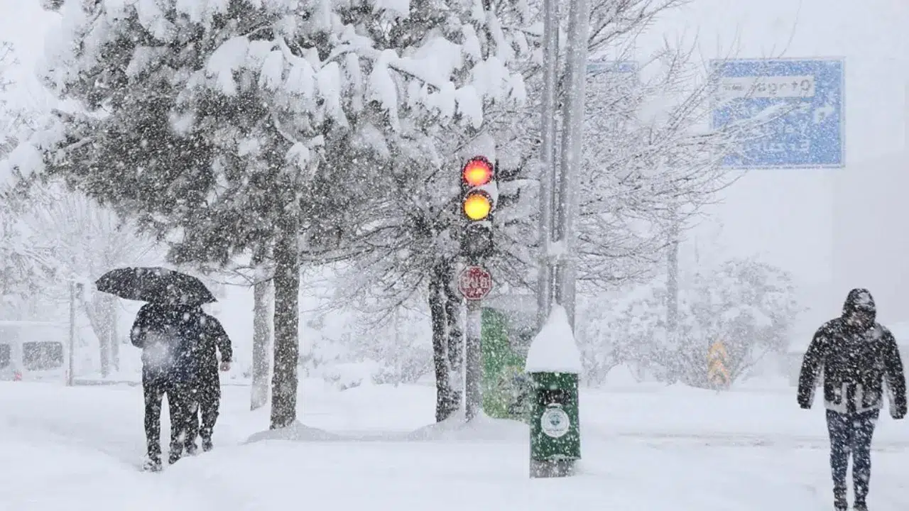19 Şubat 2026 İstanbul kar yağışı var mı? Bu saatlere dikkat!