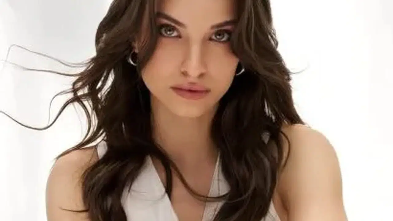 Yeraltı Dizisinde Pınar Esen Karakteri Kim, Ekin Aksoy Kimdir, Kaç Yaşında, Aslen Nereli, Nerelerde Oynadı?