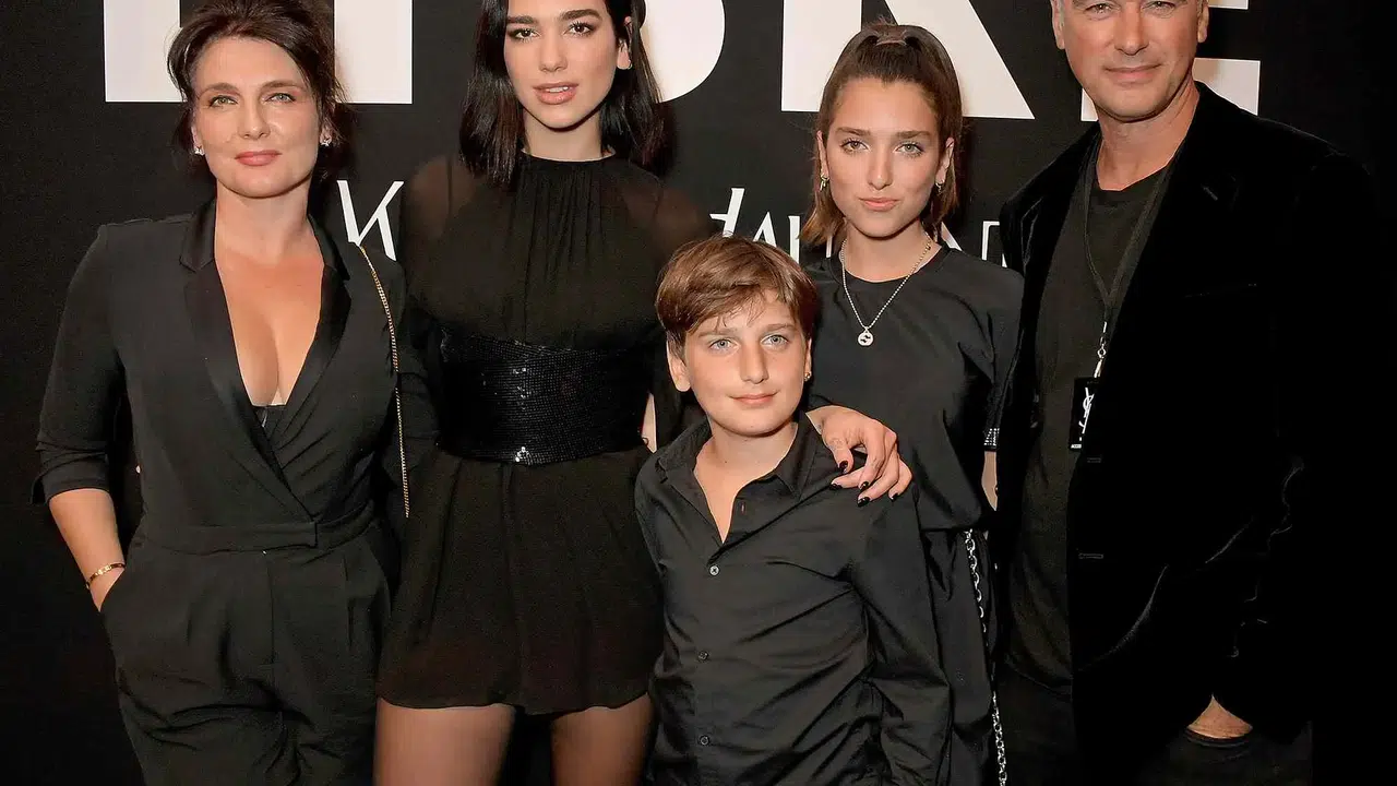 Dua Lipa’nın Ailesinin Kökeni, Nereden Geliyor, Anne ve Babası Hangi Ülkeden?