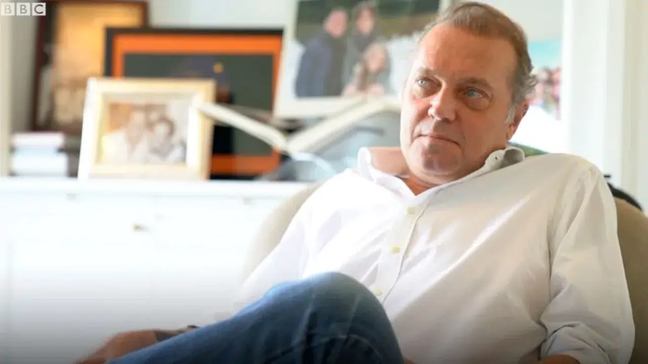 Cem Uzan kaç kere evlendi, eşi kimdi, çocukları kimler ve özel hayatı nasıl?