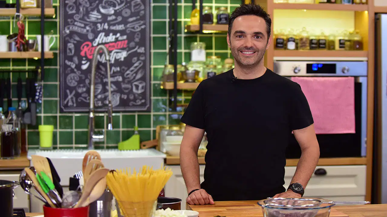 Arda Türkmen yaşı kaç, kaç yılında doğdu, aslen nereli, şuan ne yapıyor, restoranları neden kapandı?