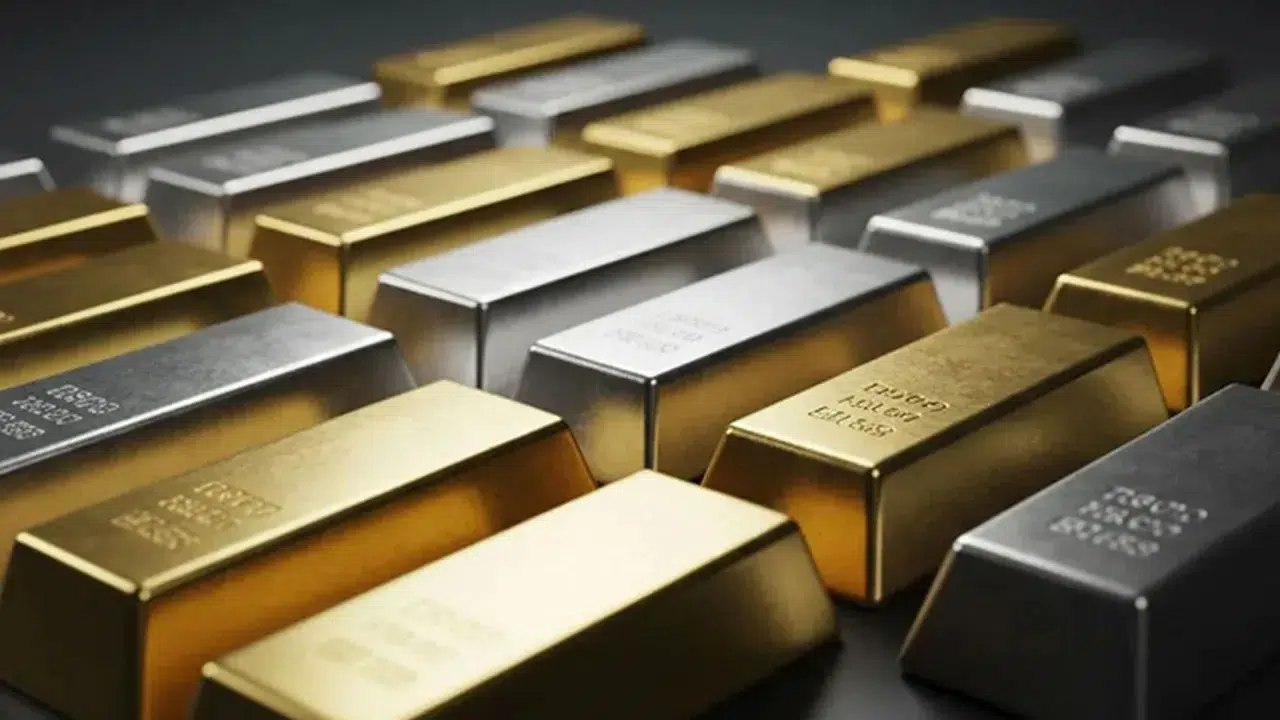 Altından Milyarlar Kazandı, Şimdi Gümüşü Çöküşe Oynuyor!