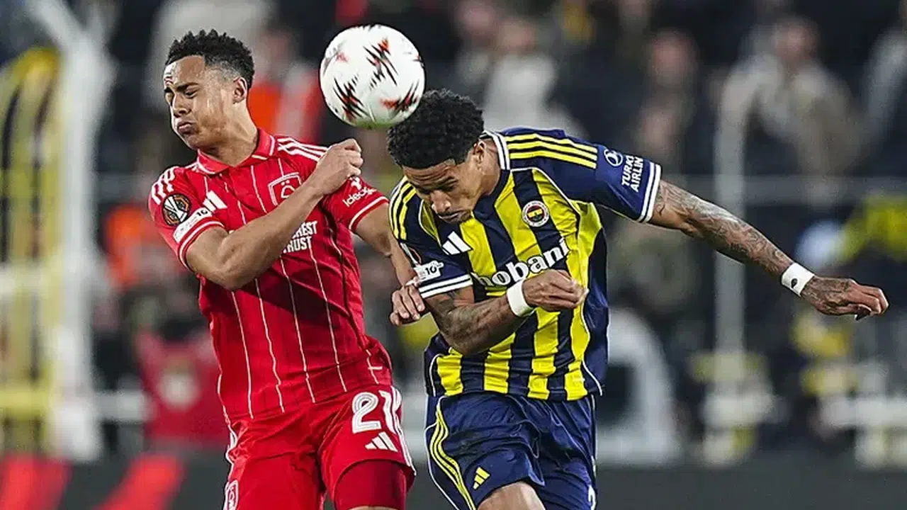 Fenerbahçe’ye Soğuk Duş! İngilizler 3 Golle Manşet Attı