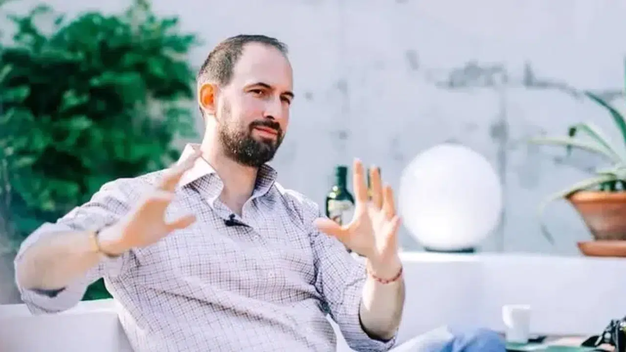 Christopher Dologh Kimdir, Aslen Nereli ve Hastalığı Neydi? Neden Öldü? Kiminle Evliydi ve Cenazesi Ne Zaman?