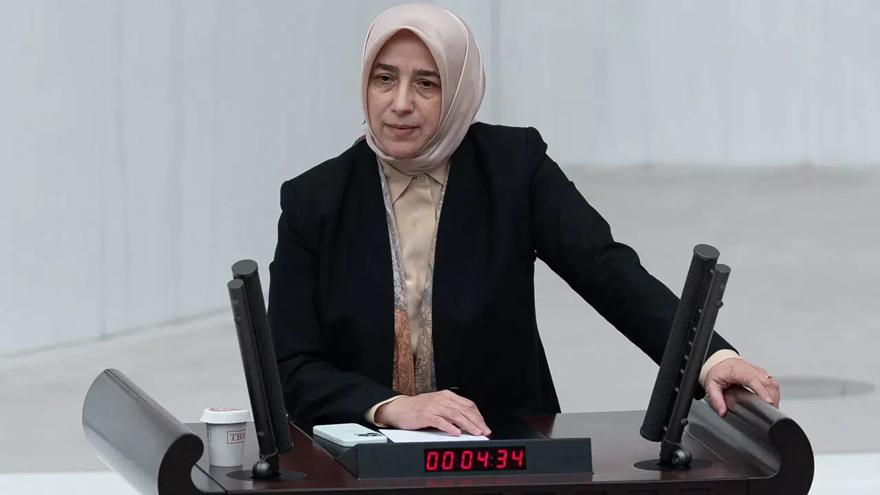 Erkan Topal Özlem Zengin kaç kez evlendi, boşandı …