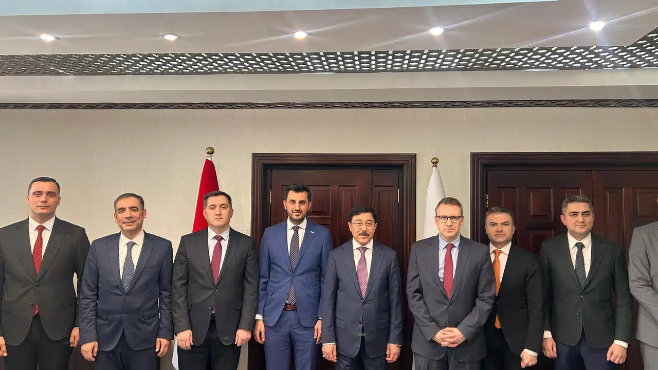 Deik/Türkiye-Irak iş konseyi başkanı Halit Acar, Irak merkez bankası başkanı Al-Alaq ile görüştü!