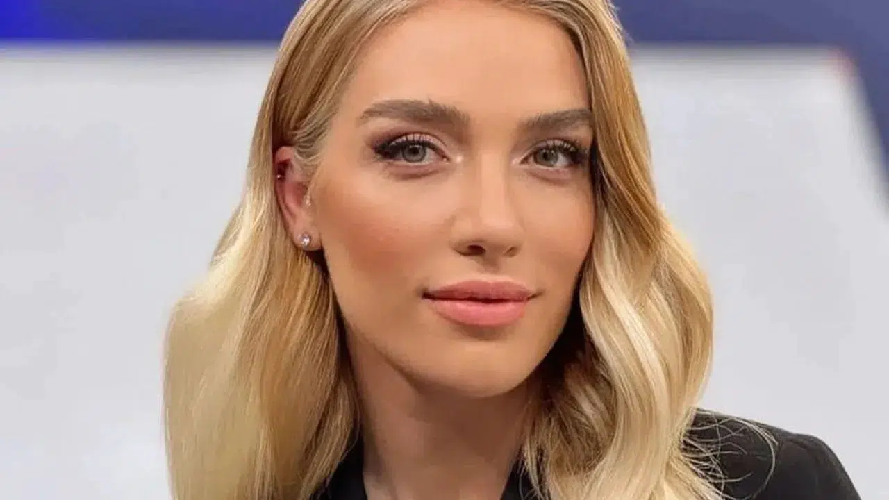 Cansu Canan Özgen Kaç Yaşında, Kocası Kim, Memleketi ve Kariyeri