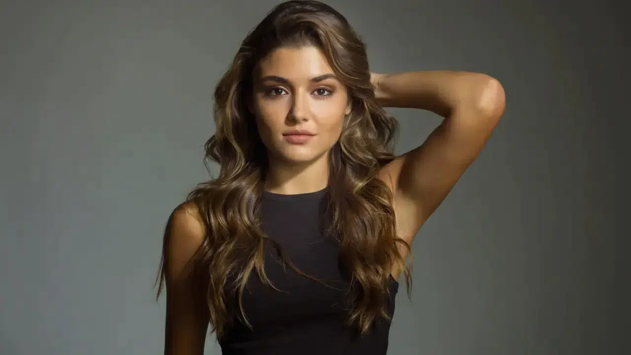 Kaya Erçel kökeni neresi, Hande Erçel Alevi mi, ailesi kim, annesi ve babası kim?