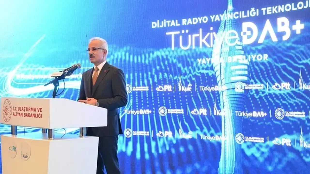 Bakan Uraloğlu’ndan Dijital Radyo Açıklaması! Enerjide Yüzde 90 Tasarruf