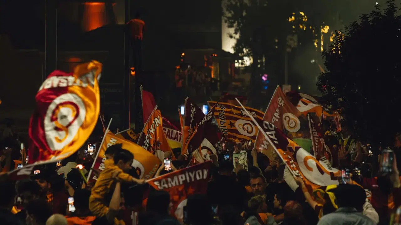 Galatasaray’dan ara transfer hamlesi! Boey geri döndü, Nhaga rekor oldu