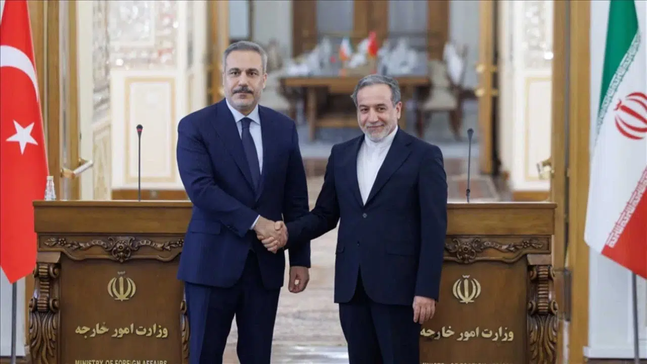 Ankara–Tahran hattında diplomatik temas: Hakan Fidan İranlı mevkidaşıyla görüştü