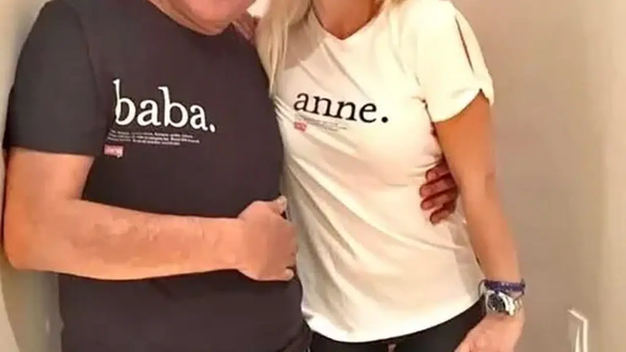 İbrahim Erkal’ın Aile Paylaşımı Gündem Oldu! 'Bir Baba, Bir Eş ve Kocaman Bir Sevgi'