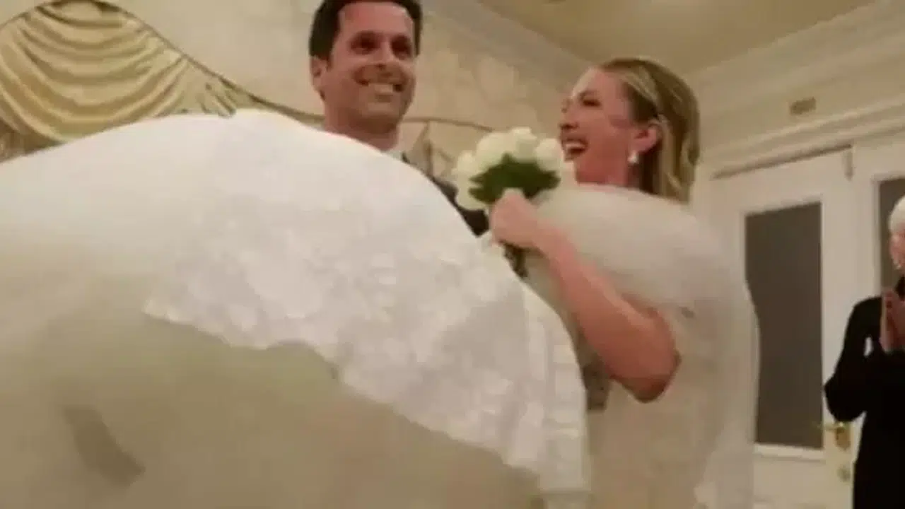 Yasemin Kay Allen eşi kim, Erdal Kaya kimdir, ne iş yapıyor, FBI ajanı mı, nasıl ve nerede evlendiler?