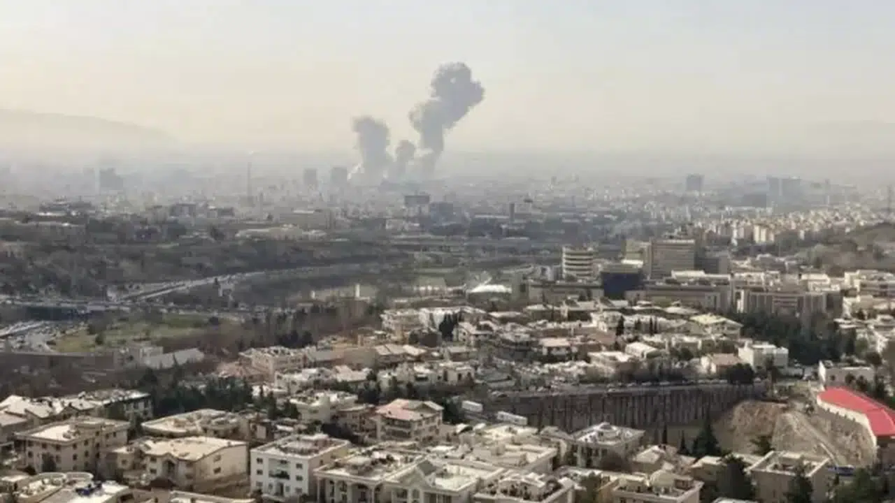 İsrail İran’a saldırı başlattı! Tahran’da patlamalar, Tel Aviv’de sirenler çalıyor