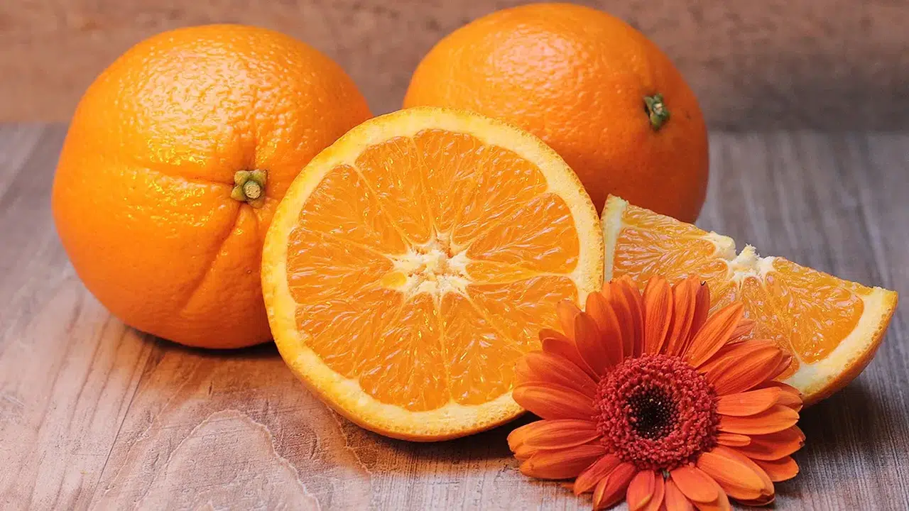 Evde C Vitamini Serumu Yapılır mı? İbn-i Sina’dan İlham Alan Doğal Tarif Ne?