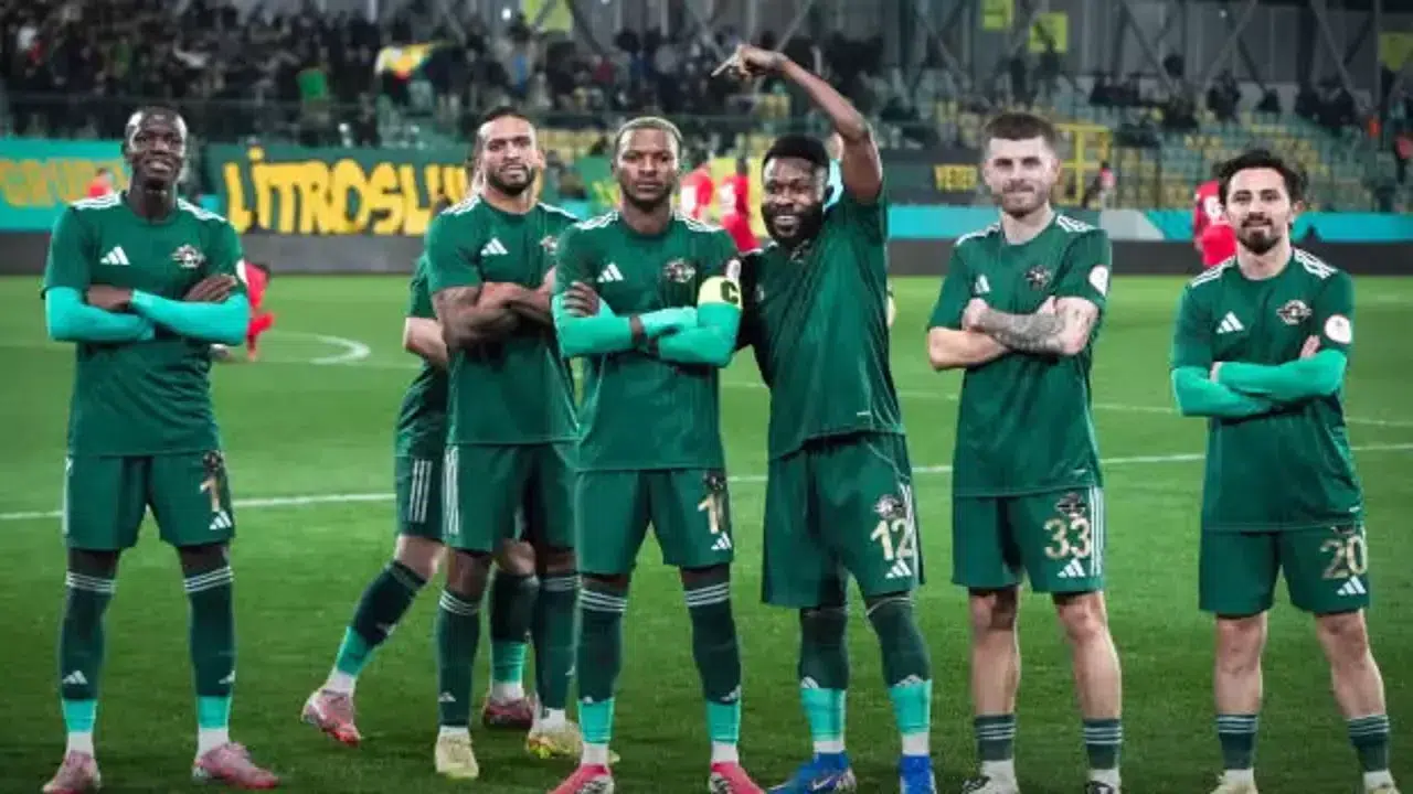 Esenler Erokspor fırtınası! Manisa FK’yı 3-1’le devirip lider oldu