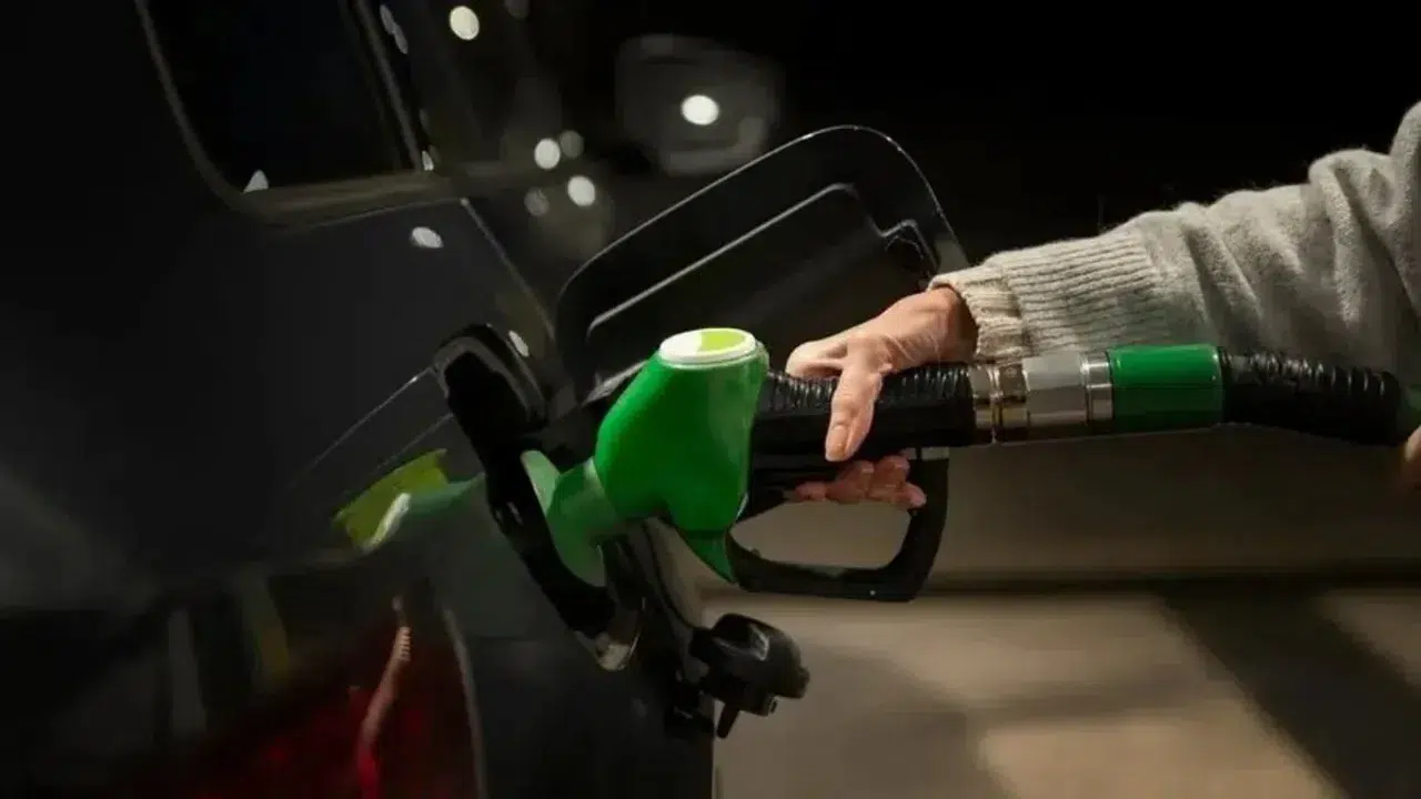 Akaryakıt fiyatları yükseliyor, benzine yeni zam kapıda!