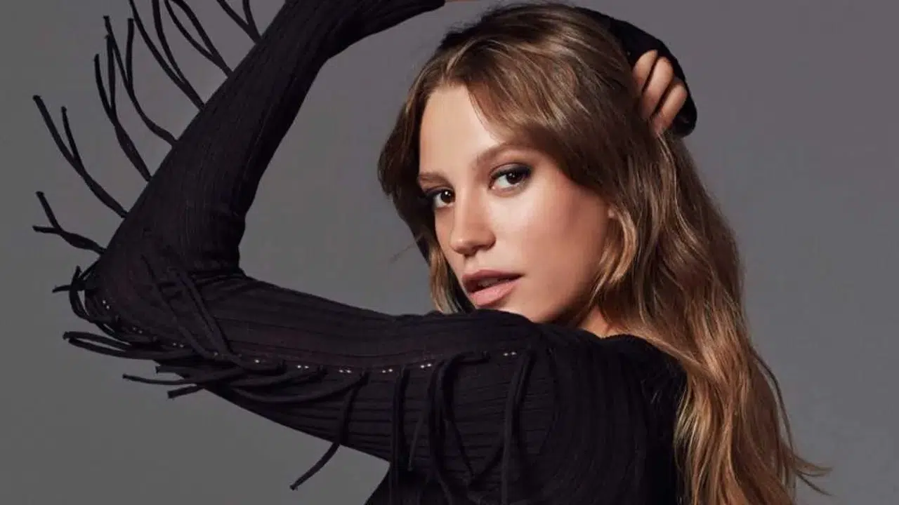 Serenay Sarıkaya’nın kökeni nereli, aslen nereden geliyor?