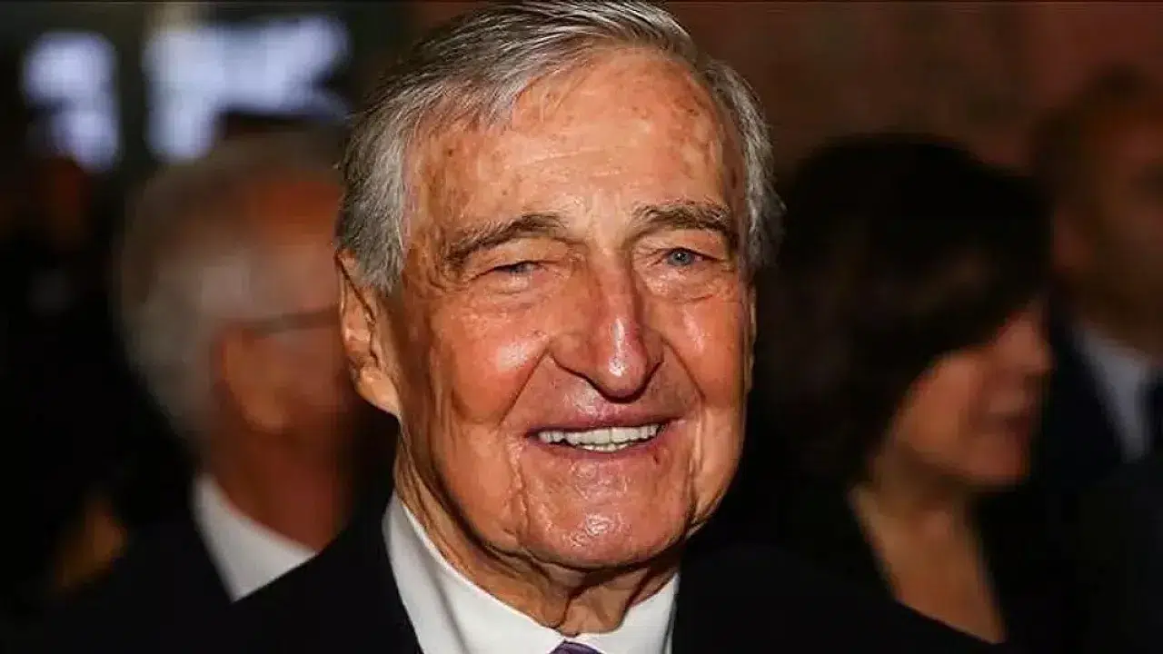 Rahmi Koç evlilikleri (eşleri) kaç kere evlendi, neden boşandı? Özel hayatına dair detaylar