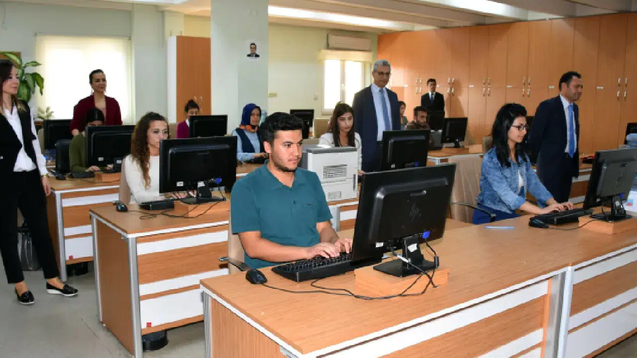 Adalet Bakanlığı 2026 zabıt katibi alımı ne zaman, şartları neler? Personel alımı başvuru süreci ve detayları