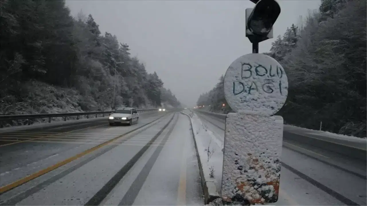 Bolu’da Kar Yeniden Etkili! Sıcaklık -1 Derece, Hafta Sonu Hava Değişiyor