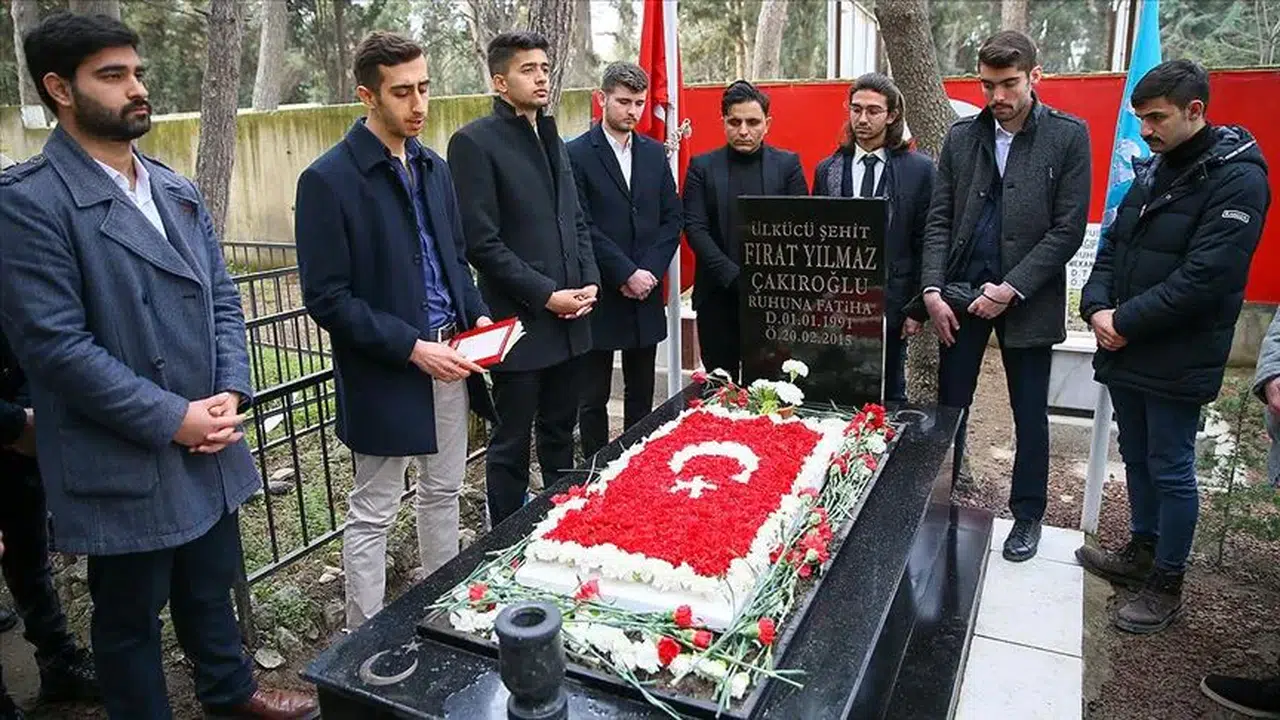 Fırat Yılmaz Çakıroğlu neden öldü, öldürüldü mü, nereye defnedildi?