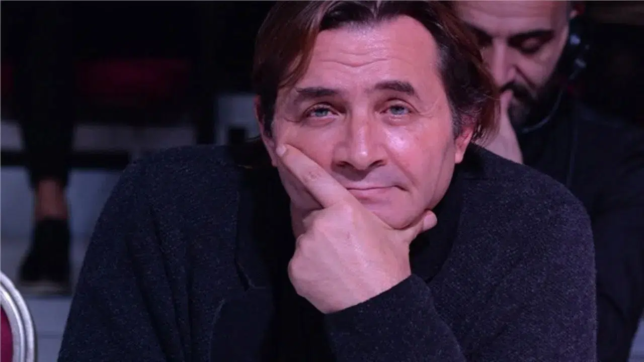 Armağan Çağlayan Hayatı, Yaşı, Memleketi, Televizyon ve Dijital Dünyasının Tanınan İsmi Hakkında Merak Edilenler