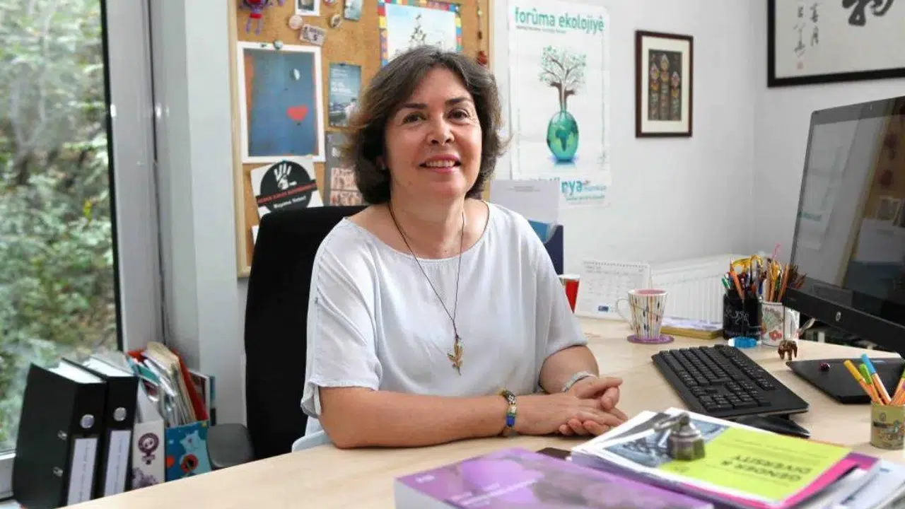 Prof. Dr. Şemsa Özar hayatı (kimdir), neden öldü, kaç yaşında vefat etti?